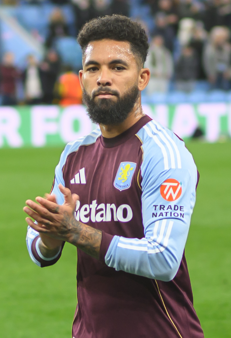 Retrato de Douglas Luiz